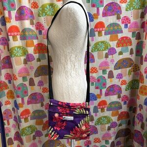 Local Design Cross Body Zippered Purse. Made in Hawai’i